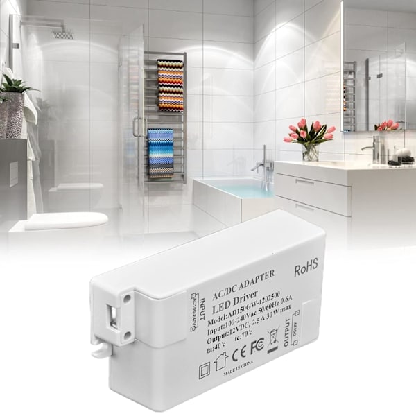 LED-himmennettävä ohjain, 30W DC 12V 2,5A sähköinen LED-muuntaja, vilkkumaton LED-valomuuntaja kylpyhuoneeseen