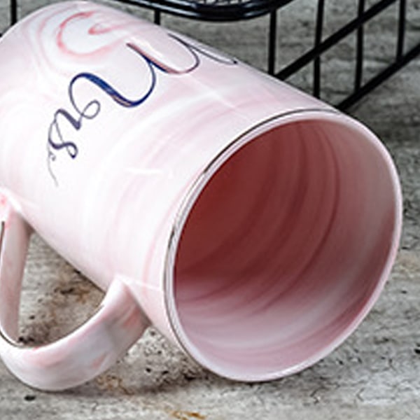 Kaffimuki ylioppilaslahjaksi lusikalla ja kannella, lahja ystäville, 400ml vaaleanpunainen muki.