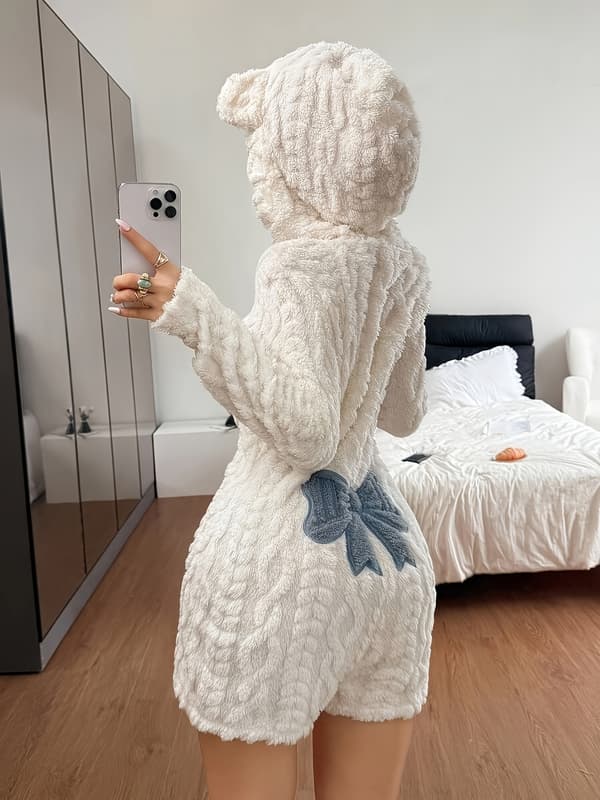 Bodysuit med dyrehette og sløyfebroderi for kvinner, vinterfleece-onesie L Off-white