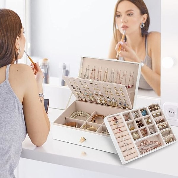 Smyckeskrin Organizer för Halsband Örhängen Armband Ringar Stor PU Läder Smyckeskrin med 3 Stapelbara Lager (Vit)