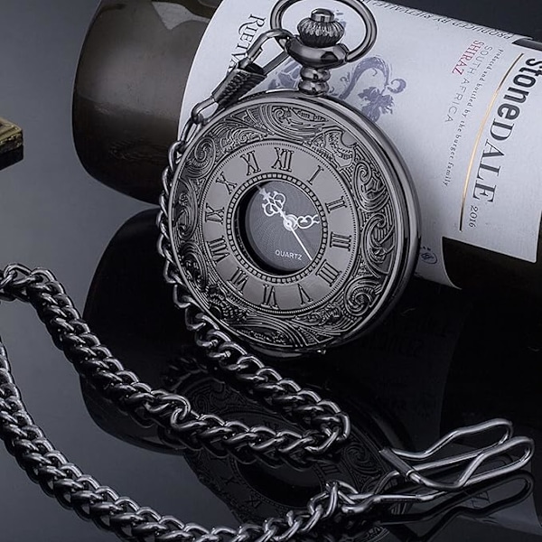 Taskukello retrotyylisillä roomalaisilla numeroilla ja ketjulla -X71-