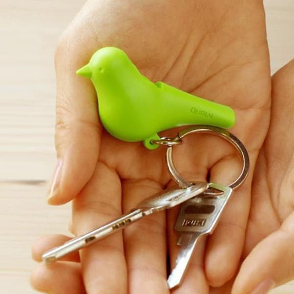 Merryso 2 Pcs. Bird Keychain + 1 Pc. Sparrow House Home Wall Mounted Keychain Holder Decor