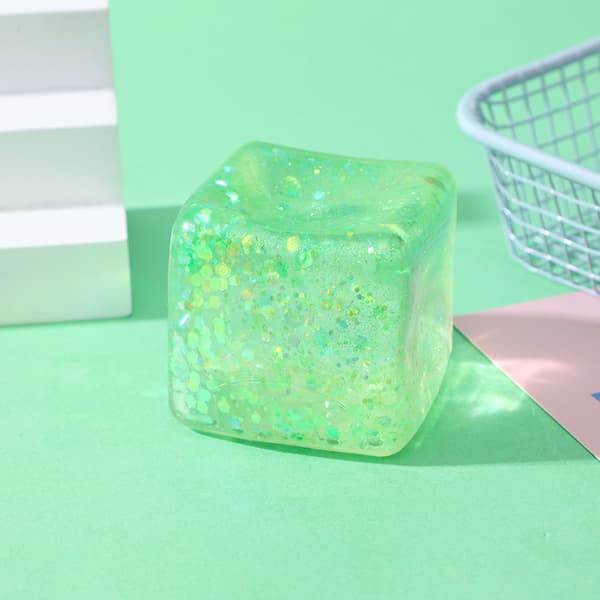Glitter isbit-squishies, simuleringsisbit, myk stressavlastende leke for kontor og studenter green
