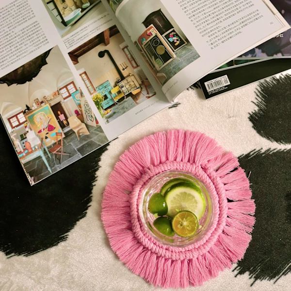 Imukykyiset lasinaluset juomille, Boho-lasinaluset puupöydälle, Makramee-lasinaluset, Maalaistalon lasinalussetti kupeille ja mukeille, 2 kpl pyöreä, Pinkki