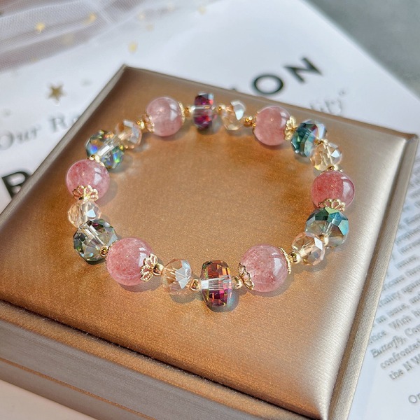 Naturligt jordgubbskristallarmband Enkel kvinnlig stil mångsidigt armband med kristallpärlor Smyckengåvor 17 cm