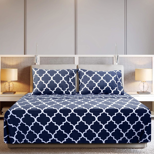 Trykt King Sengesett - 1 Lakensett, 2 Putetrekk - Mykt Børstet Mikrofiberstoff - Krympe- og Falmebestandig (King, Quatrefoil Navy med Whi