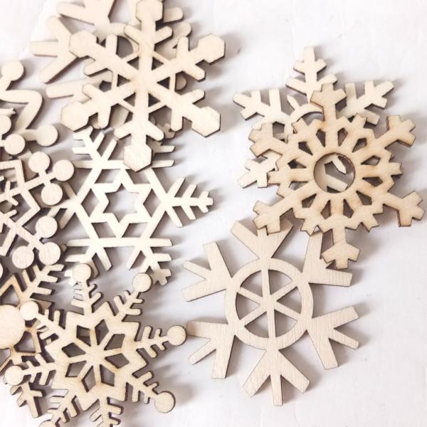 2 stycken juldekorationer stickad tredimensionell gammal man snögubbe docka julstrumpa julgransdekoration hängande presentpåse