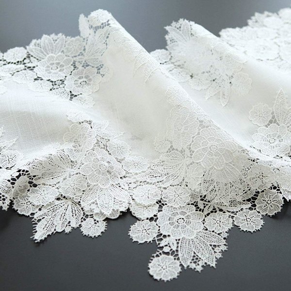 Vit Broderad Bordslöpare i Spets med Små Blommor, Gårdshus Mantel Scarf, för Sovrum, Rustikt Bröllop, Möhippa, Dekoration för Soffbord 13
