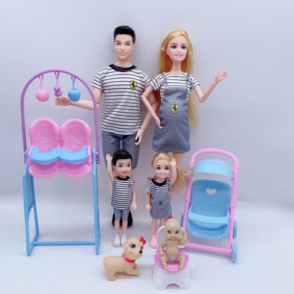 En familj på 6 stora magdockor, gravida kvinnor, baby , leksaker