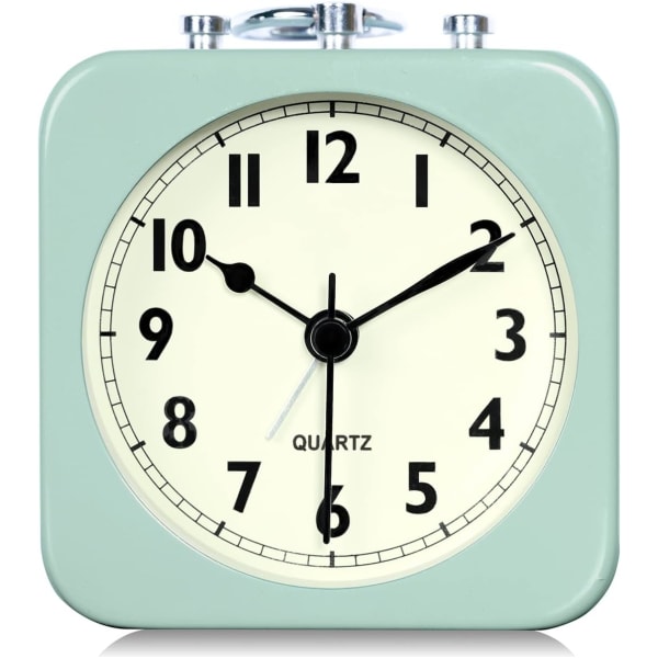 8,5 cm analog väckarklocka Svart fyrkantig Tyst liten metall reseväckarklockor för barn Sovrum Sängbord Vardagsrum Kontor (grön)