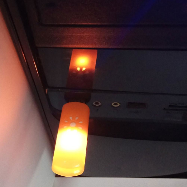 200X Mini Lommemikroskop til Telefon med LED-lys/Universal Klips,