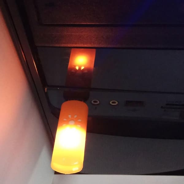Puhelinmikroskooppi - 100X Mini taskumikroskooppi LED-valolla/Un