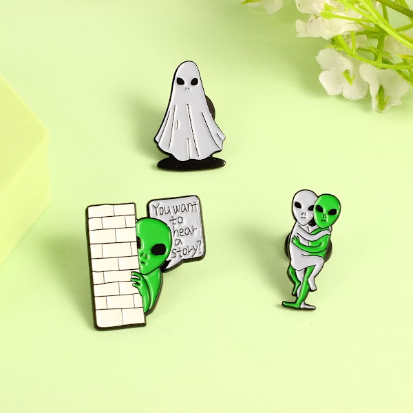 Pakke med 3 grønne Alien Emalje Pins