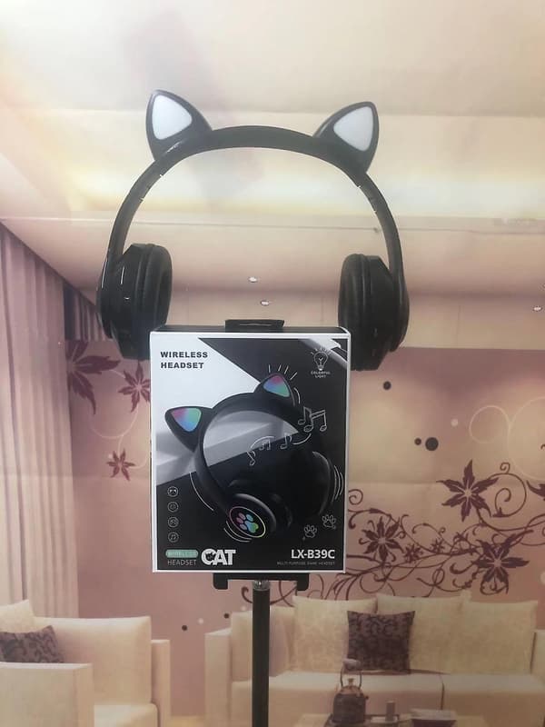 Trådløse Bluetooth-hodetelefoner Katteøre-headset med LED-lys (svart)