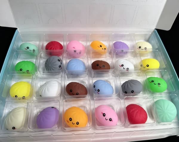 24-delt Fidget Squishy Kalender Blind Boks Squishies Boller Legetøj Dumplings Squishies Legetøj til Børn (DUMPLING)