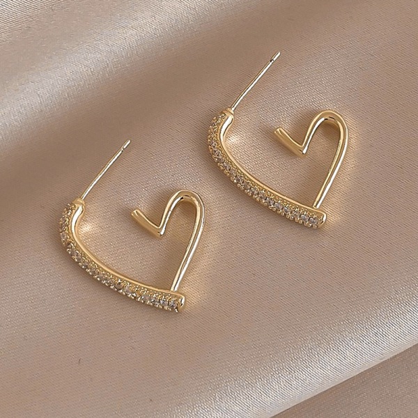 925 silver nålar enkla mode zirkon hjärta örhängen äkta guldpläterade delikata temperament örhängen för kvinna