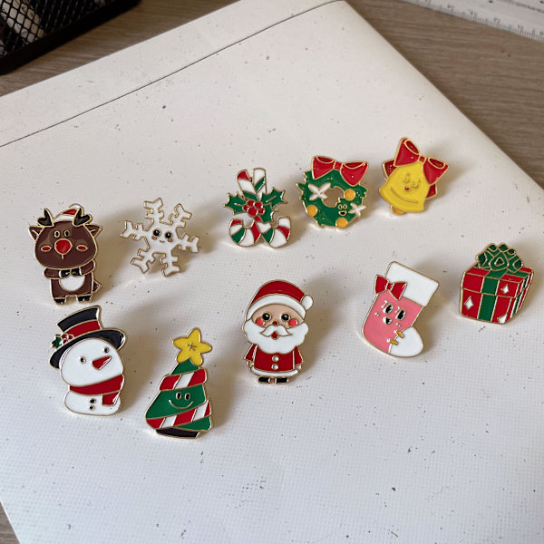 Julbrosch original söt jultomte älgmärke studenter män och kvinnor semester presentväska tillbehör ca 1,5*2,8cm