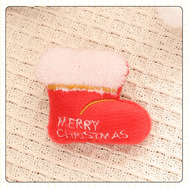 Fem höst och vinter julbrosch gratis snögubbe handskar plysch julstrumpor Japanska tecknade DIY djurhänge tillbehör 13*8,5 cm
