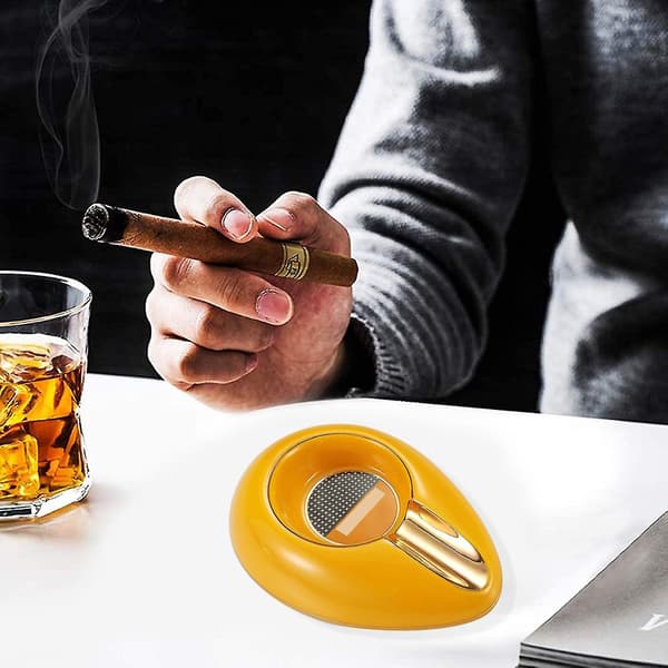 Cigarrprylar Hem Cigarraskkopp Portabel Keramisk Askkopp Gul