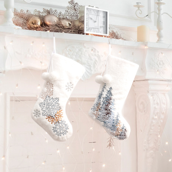2 st juldekoration stor storlek lurvig boll broderi snöflinga julgran julstrumpor barn semester presentpåsar hängen
