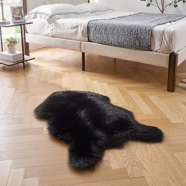 Ultramjuk fluffig fuskpäls fårskinnsmatta för sovrum Vardagsrum Black Fuzzy Tvättbar Heminredning Plysch Shag Mattor Small Area Mattor, 2x3 fot