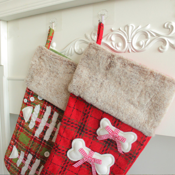 2 ST Julklappssockor Broderi Hundben Julstrumpor Plysch godispåse Dekorationshänge