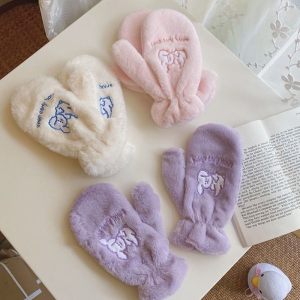 Kvinnor Vinter utomhushandskar Fluffy Bear Plyschhandskar F A