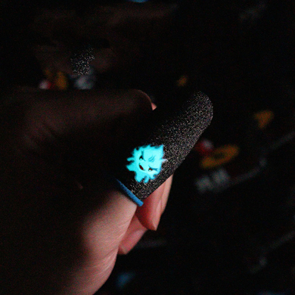 Luminous Gaming Finger Sleeve Game Controller Mobile Sweatproo Black