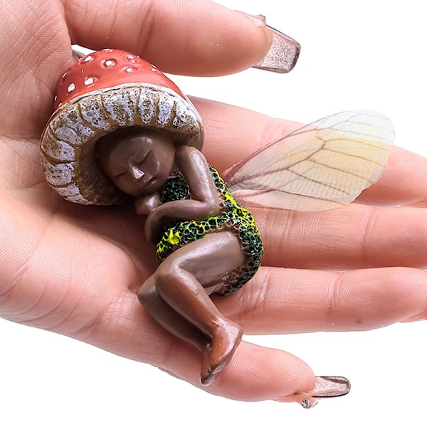 Fairy Staty Sovsvamp Resin Ornament