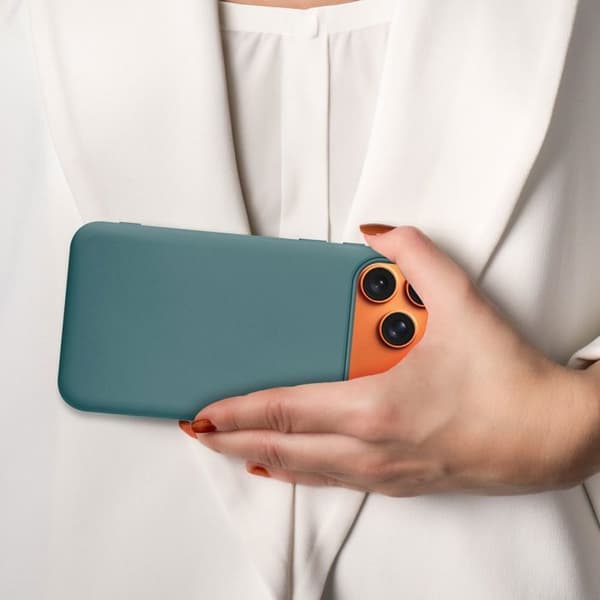 Skal för iPhone 17 PRO Stötabsorberande i LIQUID GREEN Grön