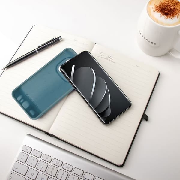 Skyddsskal för Xiaomi Redmi Note 14 Pro 5G Stötabsorberande i LIQUID GREEN Grön