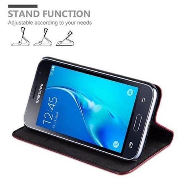 Cadorabo Fodral Samsung Galaxy J1 2016 RÖD OVISBAR MAGNETISK STÄNGNING Fodral Fodral Fodral Fodral stöder kortplats för stativ