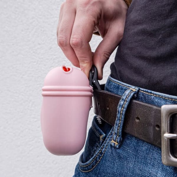 Hundgodispåse i silikon rosa 13 x 5 x 10,5 cm - träningsväska med bältesklipp för foder och våtfoder Ros