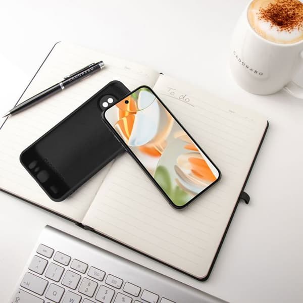 Skyddsskal för Google Pixel 9 PRO Stötskydd i LIQUID BLACK Svart