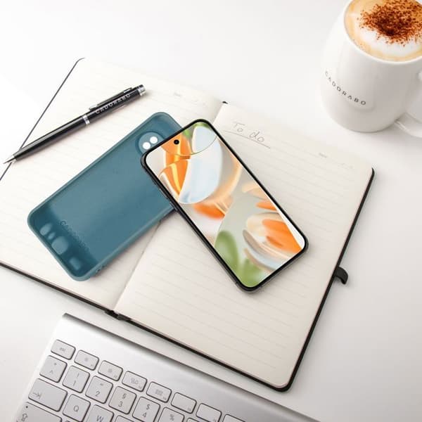 Skal för Google Pixel 9 PRO Stötabsorberande i LIQUID GREEN Grön