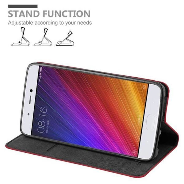 Xiaomi Mi 5S Fodral i APPLE RED från Cadorabo (INVISIBLE MAGNETIC CLOSURE Design) Helt skyddsfodral med flip flik