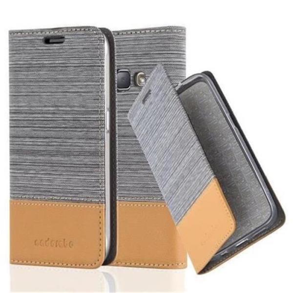 Samsung Galaxy J1 2016 (6) Fodral i LJUSGRÅBRUNT från Cadorabo (TYG-LÄDER FAUX Design) Helt skyddsfodral med flik