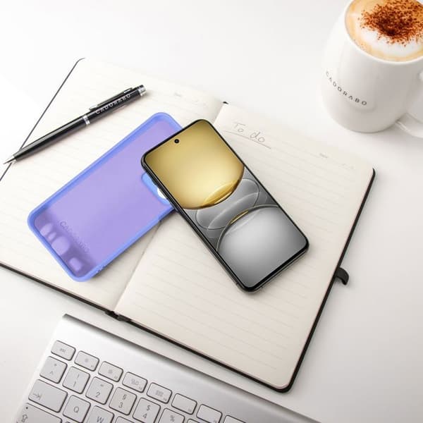 Skyddande stötsäker skal för Realme C75 i LIQUID LIGHT PURPLE Violett