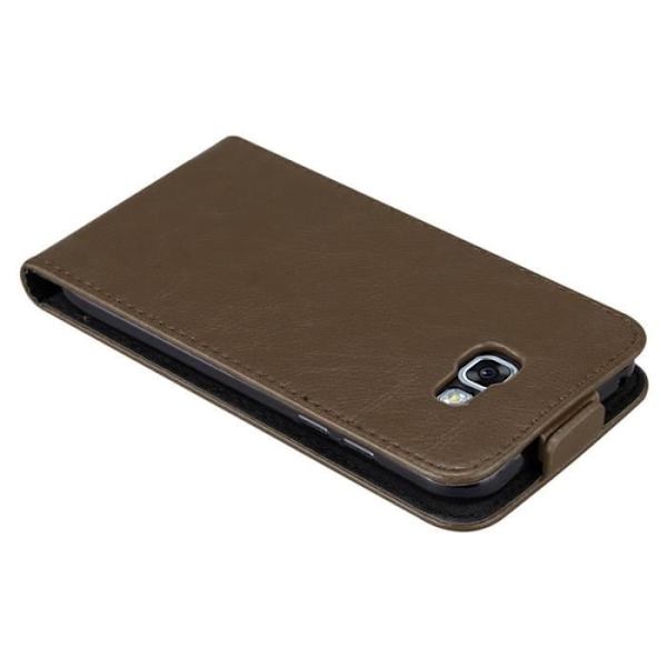 Coque - CADORABO - Samsung Galaxy A5 2017 - Syntetiskt läder - Brun - Magnetstängning kastanj