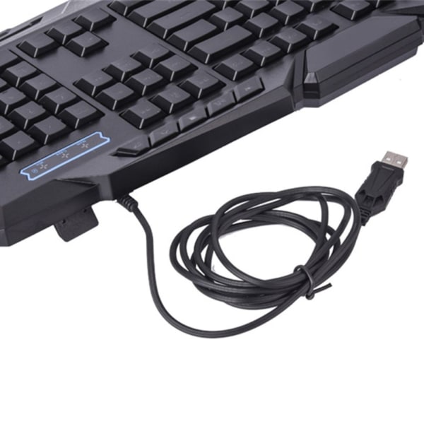 3-färgs bakgrundsbelyst gamingtangentbord med svart eldsprickmönster