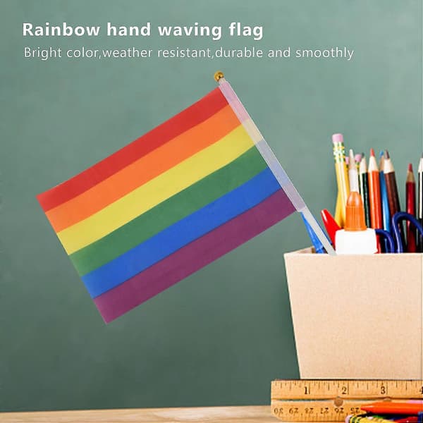 50 stk. små regnbue-flag på pind, dekorationer til regnbue-pridefest
