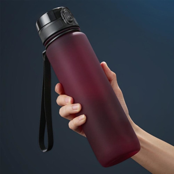 Premium Sportvattenflaska med läckagesäkert Flip Top-lock - Miljövänlig & BPA-fri Plast - Ett Måste För Gym, Yoga, Löpning, Utomhusaktiviteter, Cykling Red