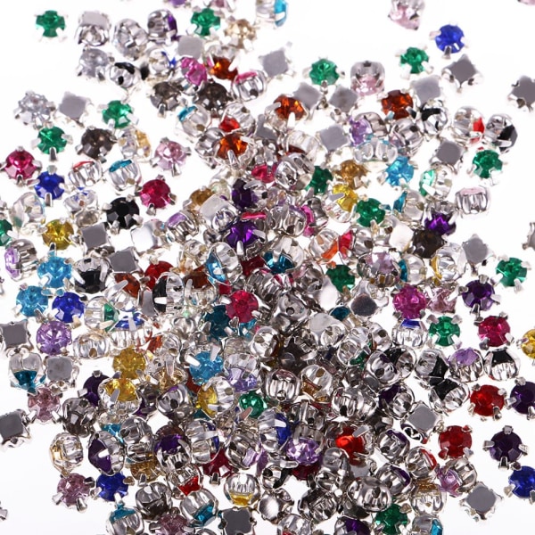 300 stycken Sy på Diamante Akryl Rhinestone Utsmyckningskristaller 4 mm