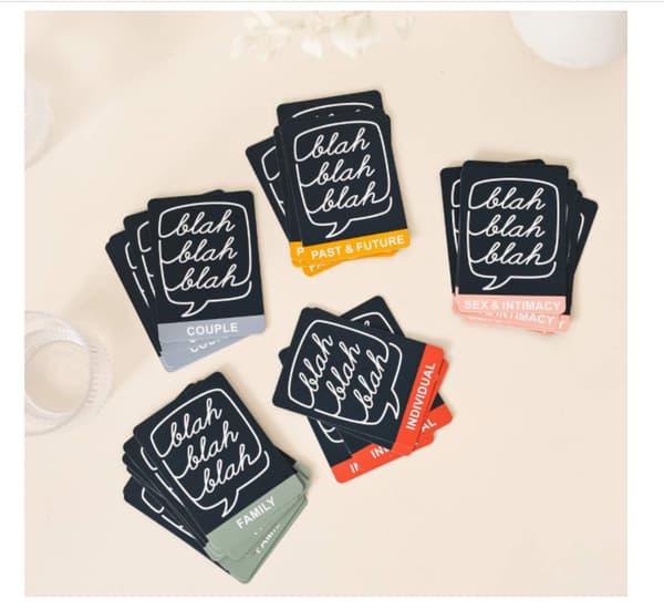 Card Game for Couples, 150 Conversation Starters to Get to Know Each Other