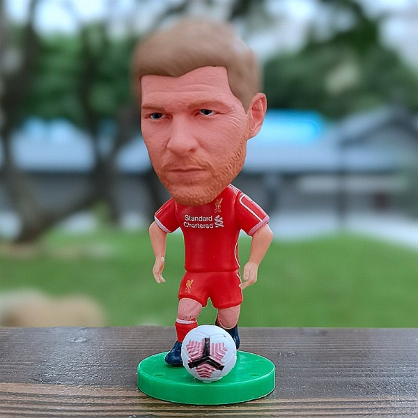 Prydnad fotbollsklubb världscup souvenir docka Gerrard