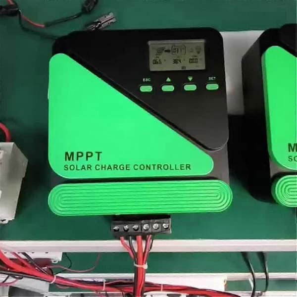 Solar Charge Controller MPPT -D50 Solpanel Solar Charge Regulator 12V 24V Batteri PV Input 100VOC