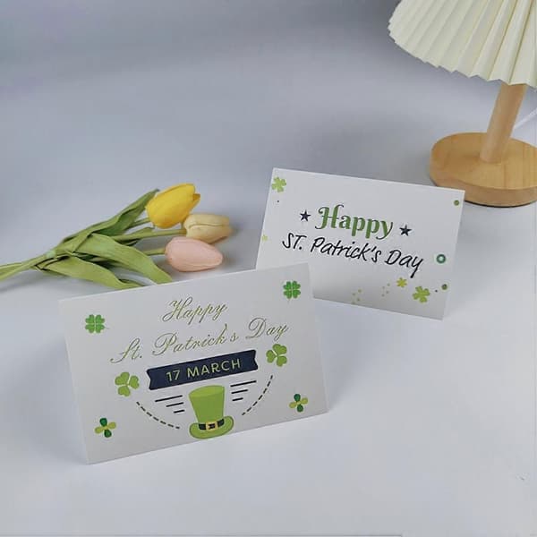 St Patricks Day-kort Lykønskningskort til festival 18 sæt grønt materiale