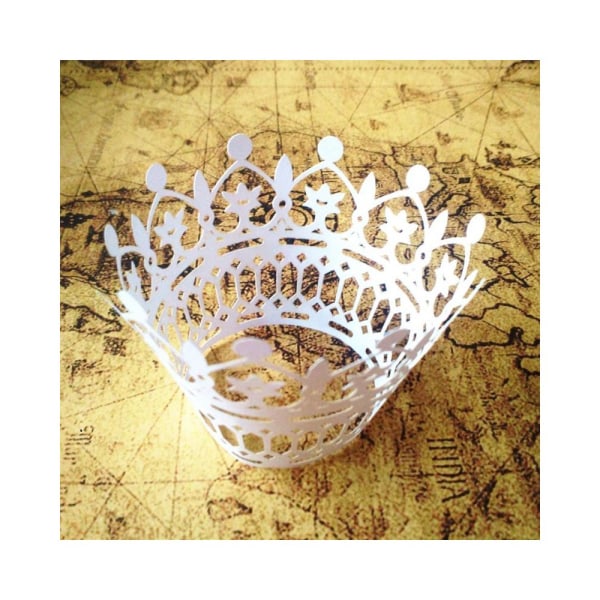 50st Laser Cut Crown Tema Cupcake Wrappers Fodral Tårthållare Vit