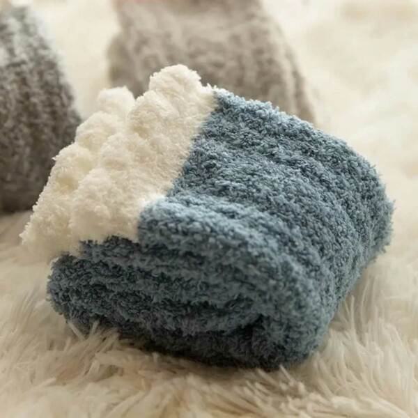 [RM] Fluffy socks - plush hot fleece grey gray