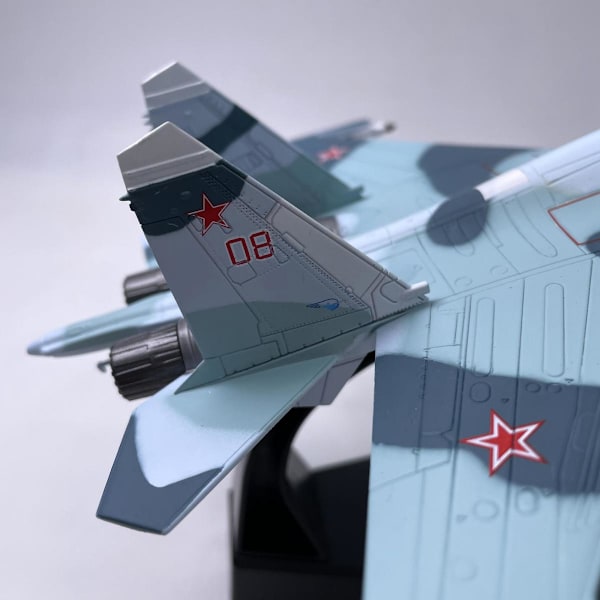 1:100 Sukhoi Su-27 Jaktflygplan Metallmodell Flygplan Samlarleksak Present